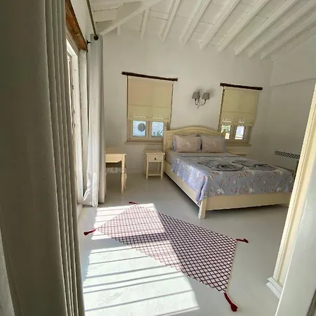 La Mia Casa Bed and Breakfast Σμύρνη